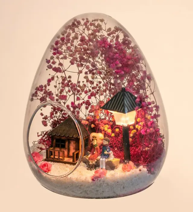Romantik Işıklı Teraryum - LED Dekoratif Cam Fanus - Çiçek Sepeti - İstanbul çiçek siparişi