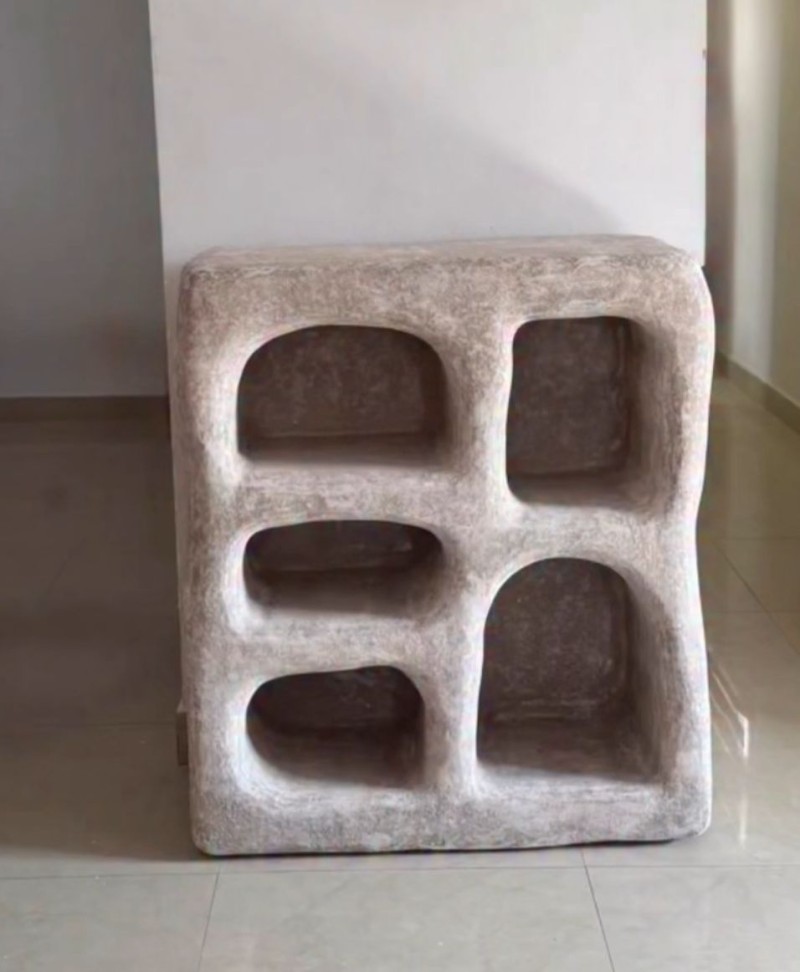 El Yapımı Beton Görünümlü Dekoratif Sergileme Ünitesi - Organik Form