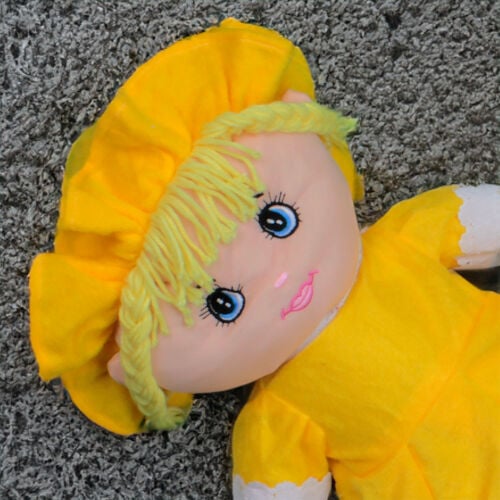 Peluş Bez Bebek 70cm Sarı - Kadınlara Özel - İstanbul çiçek siparişi